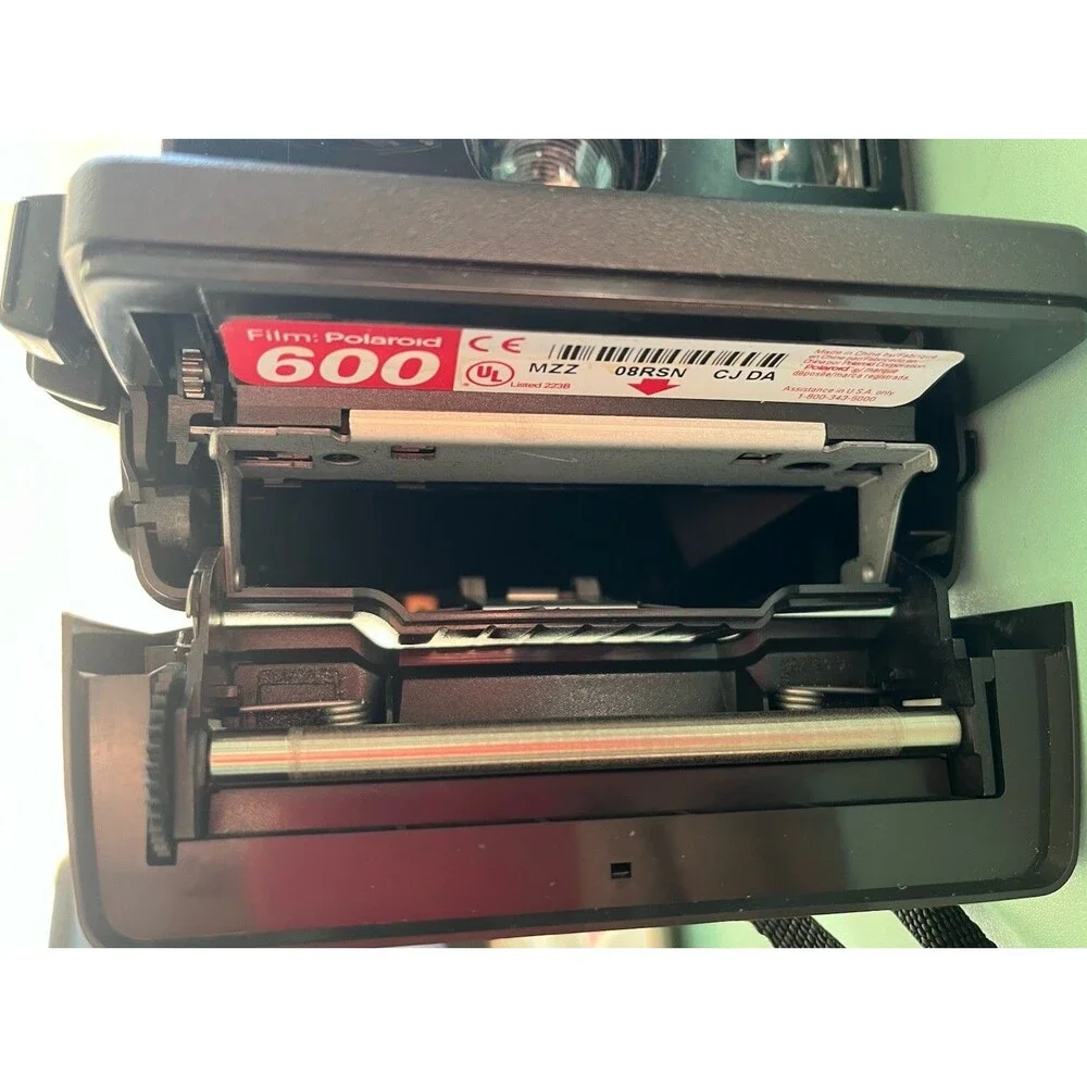 Polaroid One Step 600 Vintage Instant Camera, Black untested